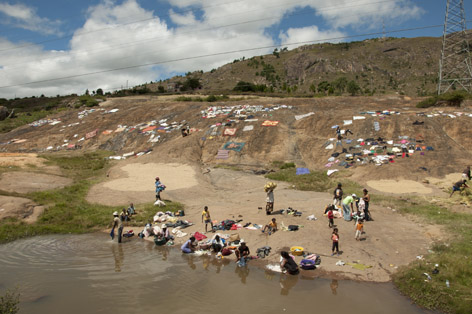 Madagaskar Rituell och Kommersiell tvätt